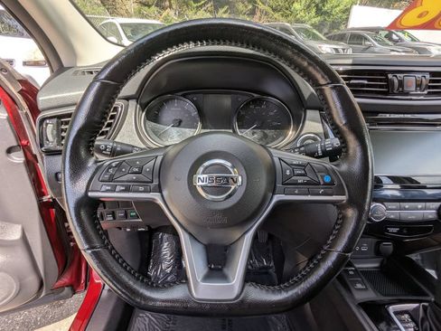 Certified 2022 Nissan Rogue Sport SV w/ Technology Package AWD/4WD image 15