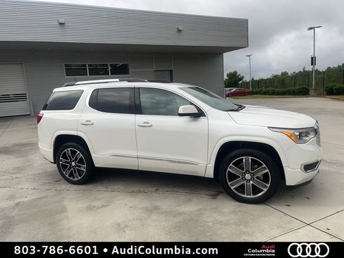Used 2019 GMC Acadia Denali w/ Technology Package FWD image 1