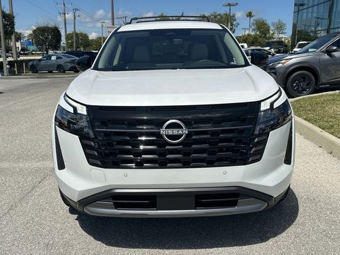 New 2026 Nissan Pathfinder SL FWD image 4