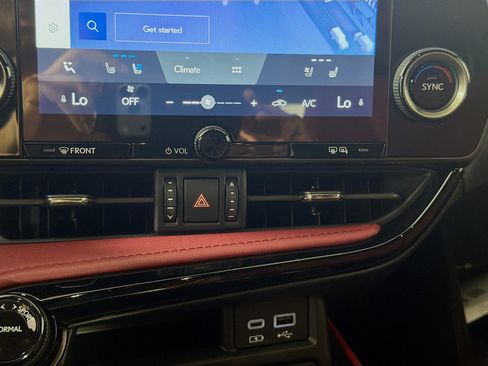 Used 2024 Lexus NX 250 FWD w/ Towing Package (2000 Lbs) image 23