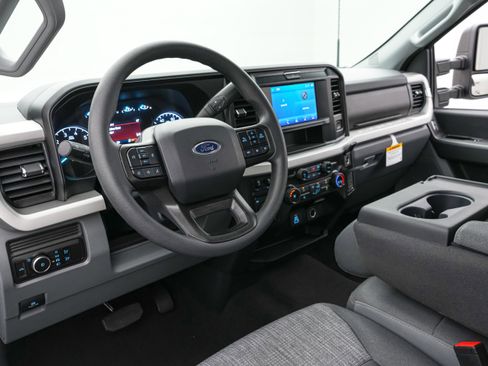 New 2026 Ford F250 XLT w/ Tremor Off-Road Package image 17