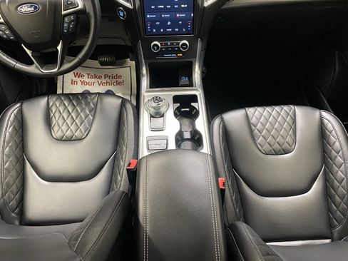 Used 2023 Ford Edge Titanium image 20