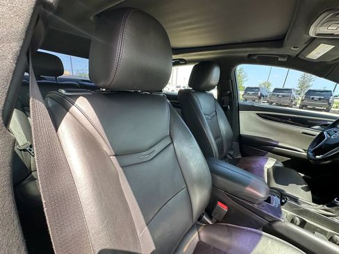 Used 2013 Cadillac XTS Platinum w/ Driver Assist Package FWD image 19