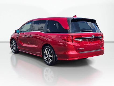 Used 2023 Honda Odyssey Touring image 13