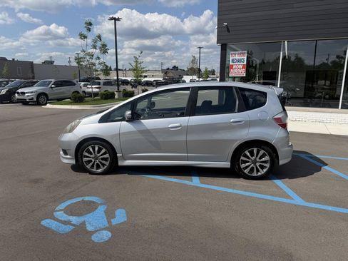 Used 2013 Honda Fit Sport image 8