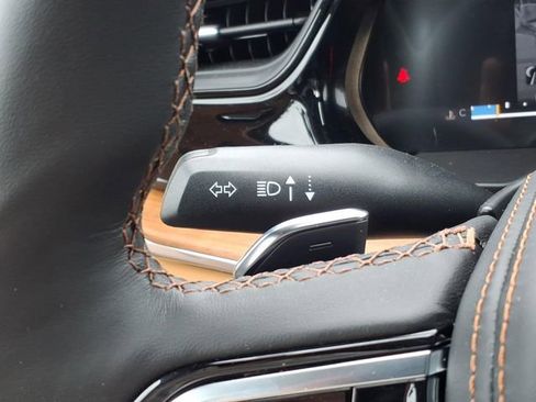 New 2026 Jeep Grand Cherokee L Summit AWD/4WD image 30