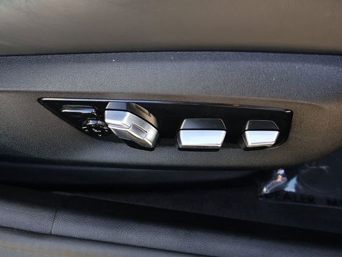 Used 2022 BMW M5 w/ Competition Package image 38