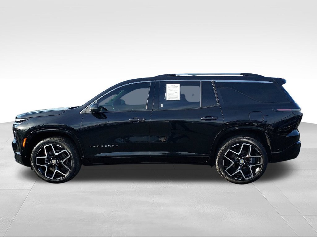 Used 2025 Chevrolet Traverse High Country w/ LPO, Floor Liner Package AWD/4WD image 2