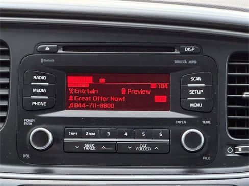 Used 2015 Kia Optima LX image 3