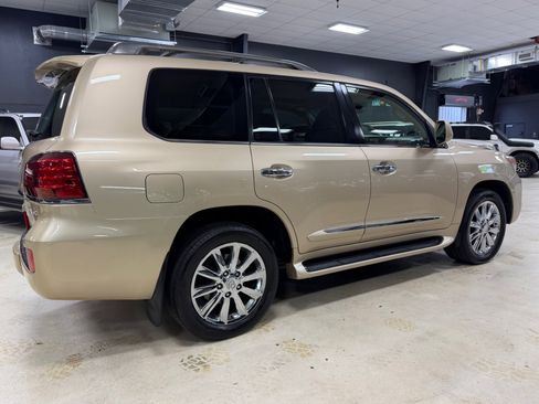 Used 2009 Lexus LX 570 4WD image 7