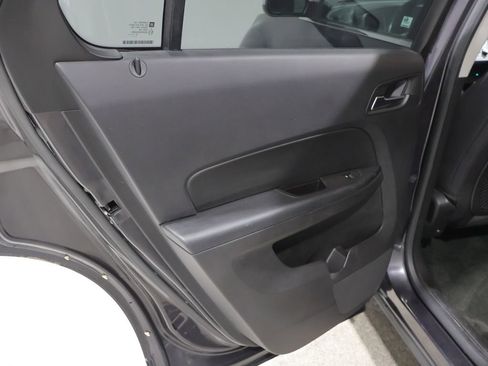 Used 2015 Chevrolet Equinox LT FWD image 18