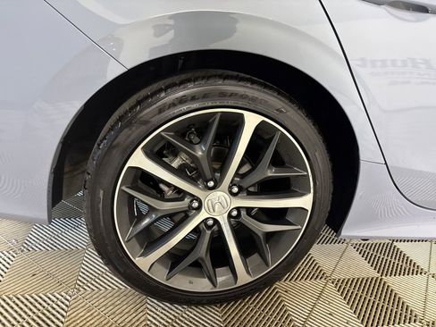 Used 2024 Honda Civic Touring image 31