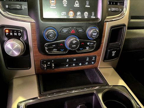 Used 2015 RAM 1500 Laramie w/ Convenience Group RWD image 17