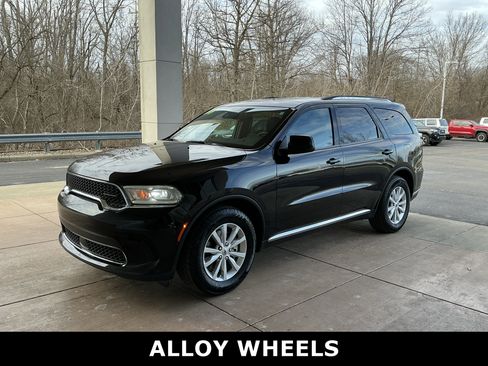 Used 2023 Dodge Durango SXT Launch Edition image 3