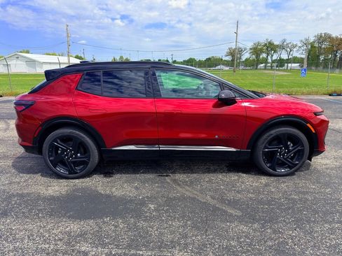 New 2026 Chevrolet Equinox EV RS FWD image 5