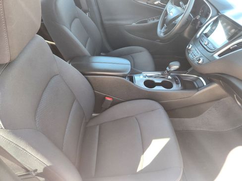 Used 2023 Chevrolet Malibu LT FWD image 15