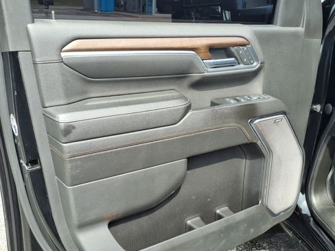 Used 2024 Chevrolet Silverado 2500 High Country w/ High Country Premium Package AWD/4WD image 14