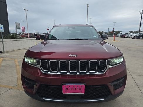 Used 2023 Jeep Grand Cherokee Laredo w/ Luxury Tech Group I image 5
