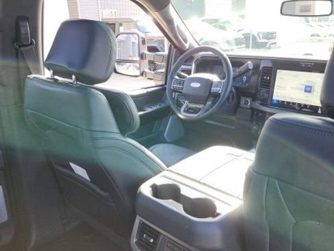 New 2026 Ford F250 Platinum image 30