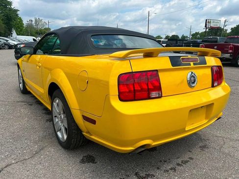 Used 2006 Ford Mustang GT Premium RWD image 7