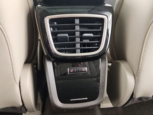 Used 2022 Lincoln Nautilus Reserve AWD/4WD image 24