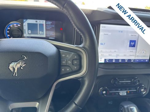 Used 2023 Ford Bronco Everglades AWD/4WD image 22