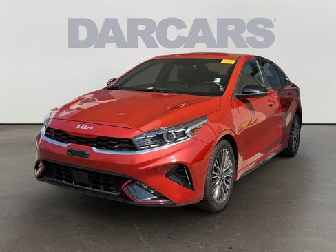 Used 2023 Kia Forte GT-Line w/ GT-Line Technology Package FWD image 3