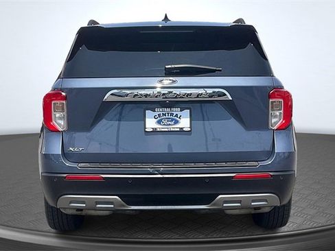 Certified 2021 Ford Explorer XLT w/ Equipment Group 202A image 4