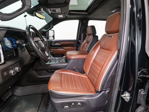 Used 2024 GMC Sierra 2500 Denali Ultimate w/ Snow Plow Prep/Camper Package image 20