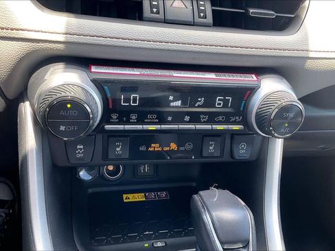 Used 2024 Toyota RAV4 XLE Premium w/ Weather Package FWD image 33