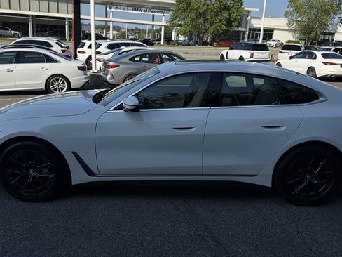 Used 2023 BMW i4 eDrive35 w/ Premium Package RWD image 11