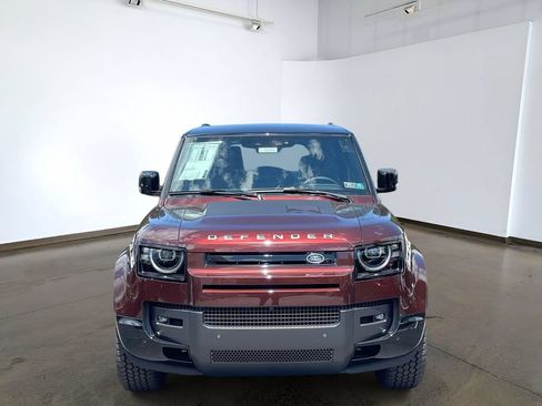 New 2026 Land Rover Defender 90 X-Dynamic SE AWD/4WD image 2