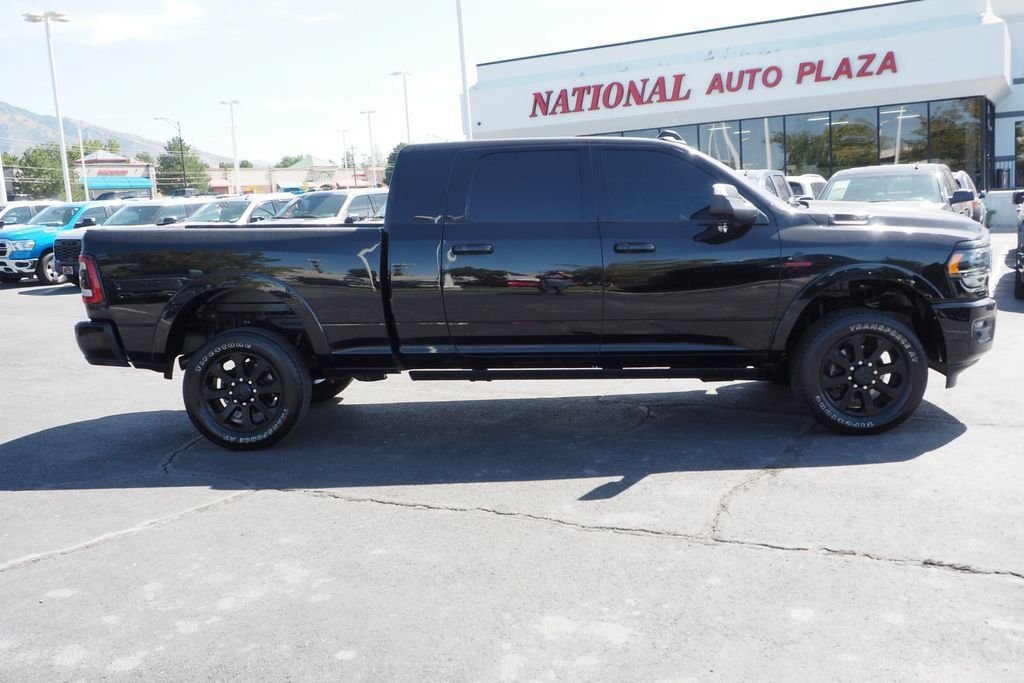 Used 2022 RAM 2500 Limited AWD/4WD image 4