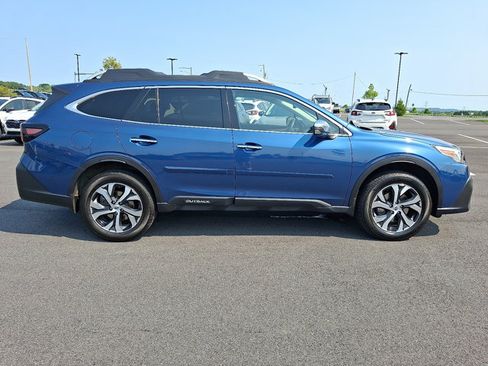 Used 2022 Subaru Outback Touring AWD/4WD image 8