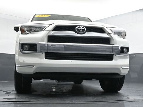 Used 2017 Toyota 4Runner Limited image 33