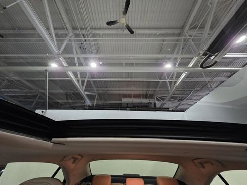 Used 2017 Lexus IS 300 AWD image 16