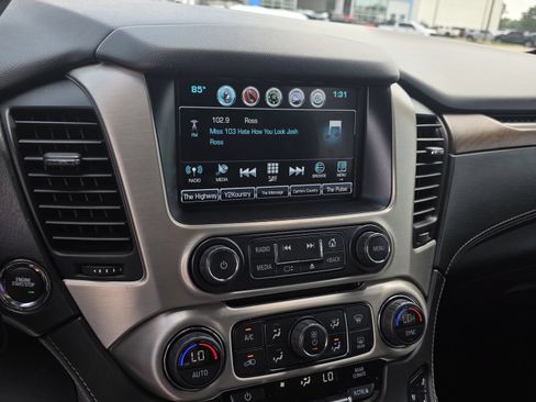 Used 2020 GMC Yukon Denali w/ Denali Ultimate Package AWD/4WD image 11