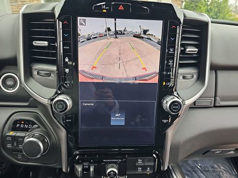 New 2026 RAM 1500 4x4 Crew Cab image 23