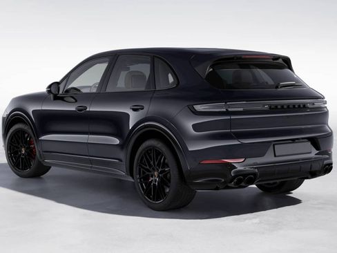 New 2026 Porsche Cayenne GTS AWD/4WD image 3