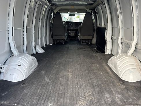 Used 2023 Chevrolet Express 2500 Extended w/ Driver Convenience Package image 17