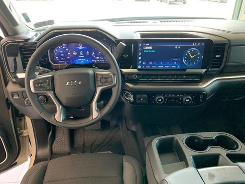 Used 2026 Chevrolet Silverado 1500 RST w/ RST Select Package AWD/4WD image 4