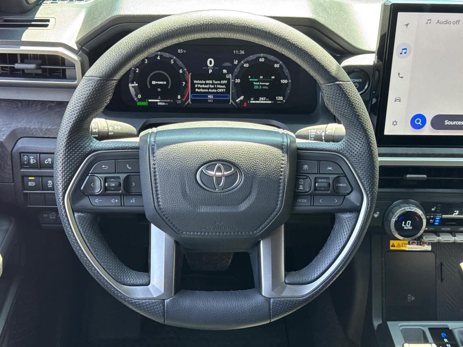 Used 2025 Toyota Tacoma Limited AWD/4WD image 17