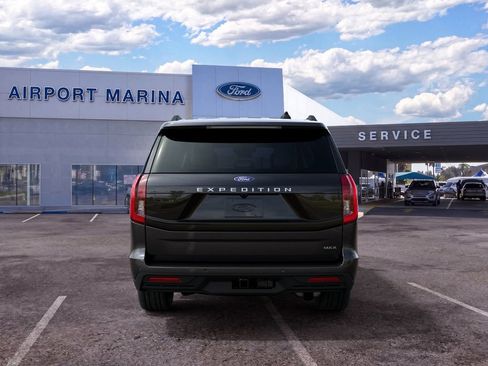 New 2027 Ford Expedition Max Active RWD image 8
