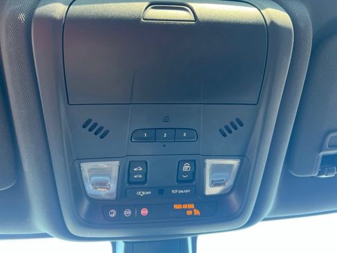 Used 2020 Chevrolet Blazer RS AWD/4WD image 15