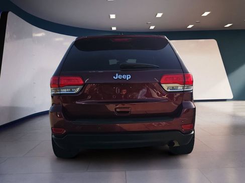 Used 2016 Jeep Grand Cherokee Laredo w/ Quick Order Package 23E RWD image 4