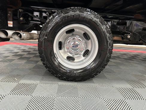 Used 2017 Ford F350 Lariat w/ FX4 Off-Road Package image 81