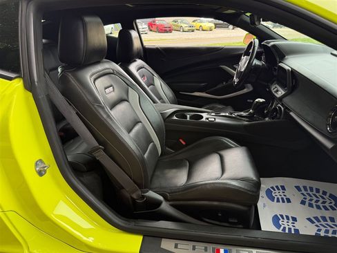 Used 2021 Chevrolet Camaro SS RWD image 65