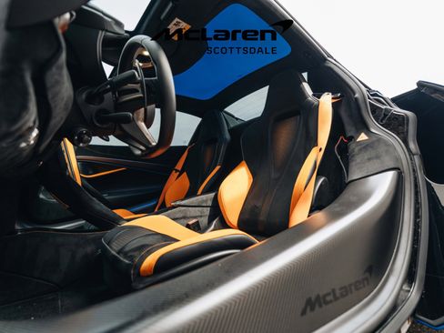 Used 2024 McLaren 750S Spider image 23