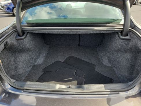 Used 2023 Dodge Charger SXT image 8