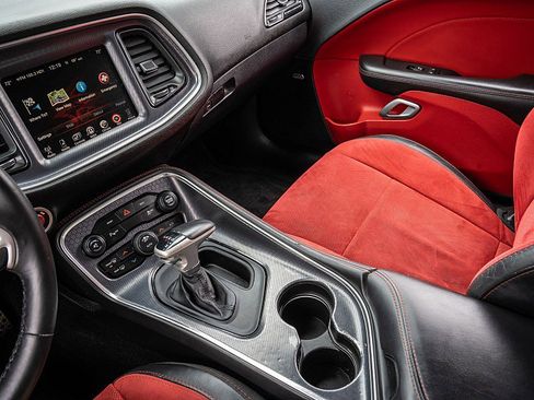 Used 2016 Dodge Challenger R/T Plus RWD image 19
